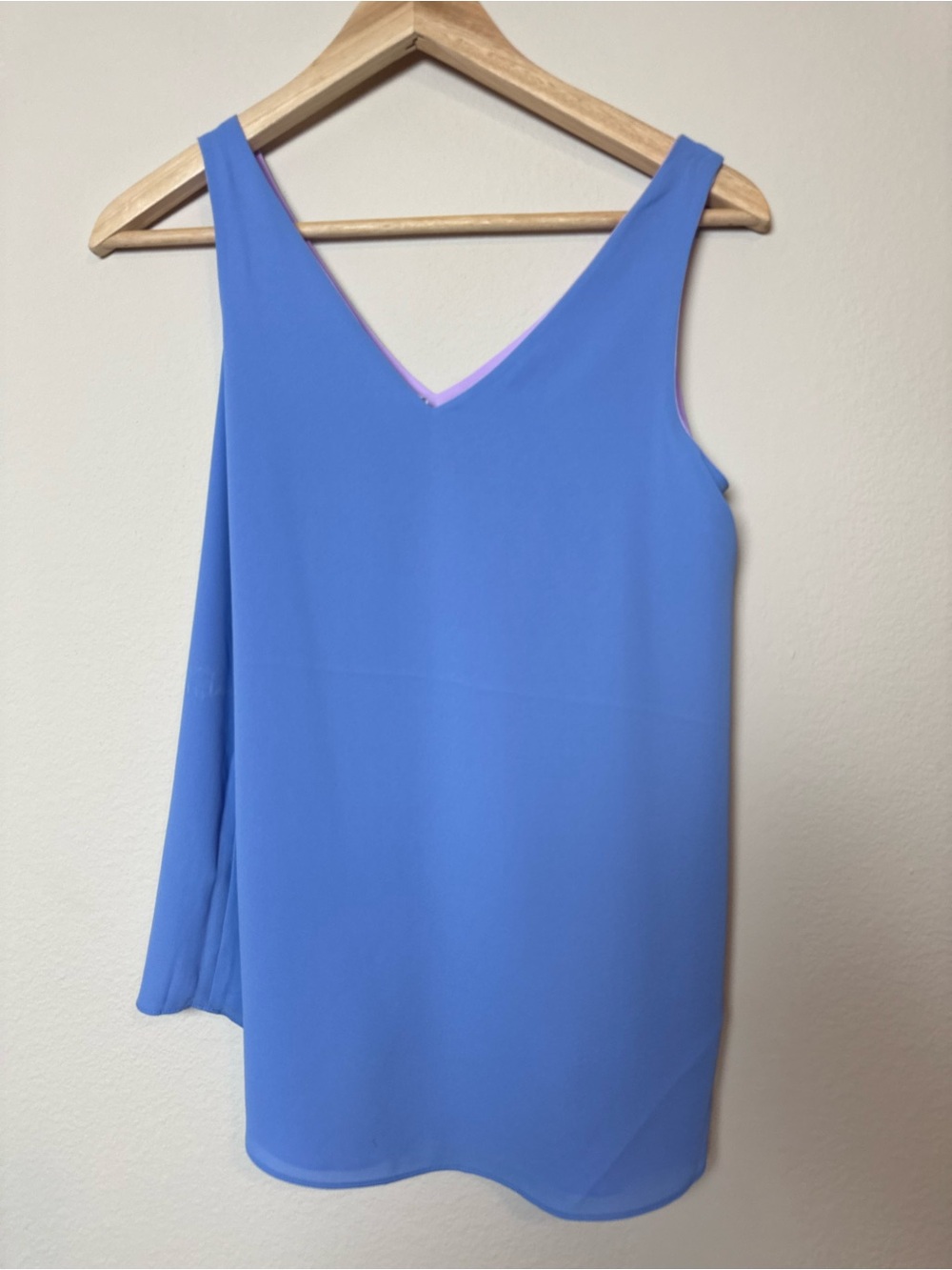 Lilly Pulitzer Sleeveless V-Neck Tank in Periwinkle